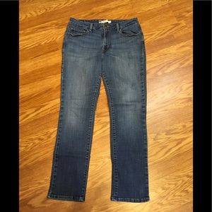 Levi Strauss mid rise skinny jeans size 14